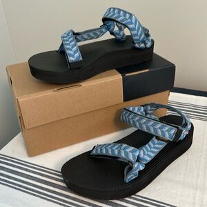 New and unused Teva sandals, size 7
